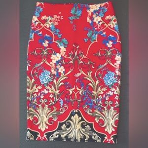 Stretchy pencil skirt